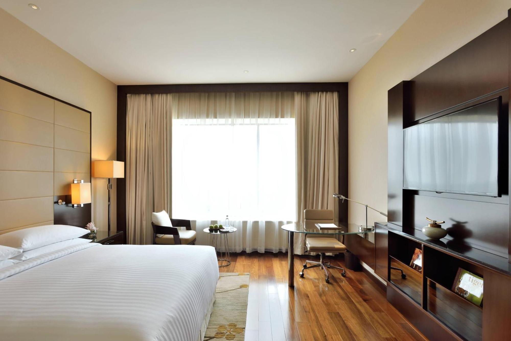 Kochi Marriott Hotel Екстериор снимка